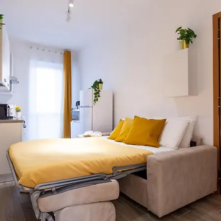 - Stylish House Free Wifi-parking-airport Apartment Milan