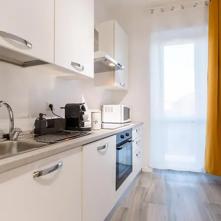 - Stylish House Free Wifi-parking-airport *