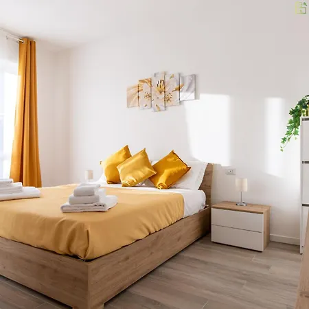 Apartamento Rent - Stylish House Free Wifi-parking-airport Milán